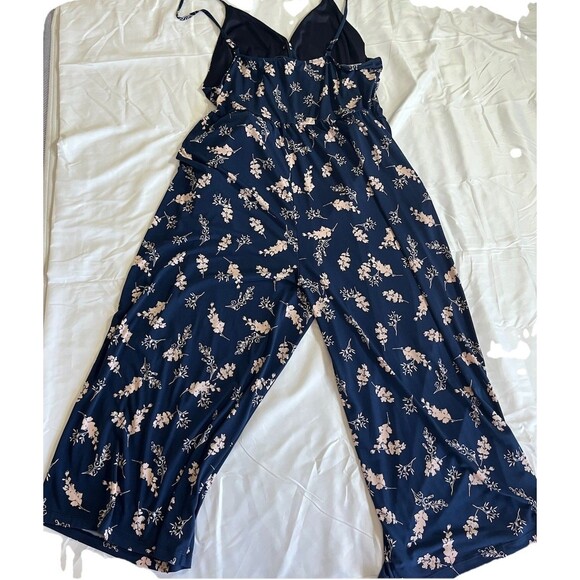 Gilli Jumpsuit 3x Navy Blue Floral Sleeveless Boho - Picture 2 of 8